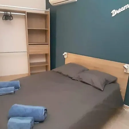 Apartament En Rez De Jardin *