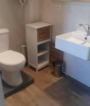 En Rez De Jardin Apartament *